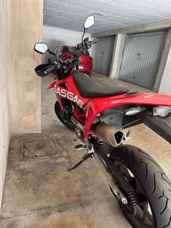 GASGAS SM 700 (2022 - 25) (3)