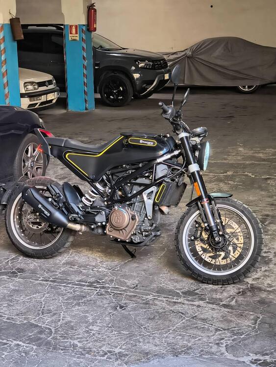 Husqvarna Svartpilen 401 (2018 - 19) (2)