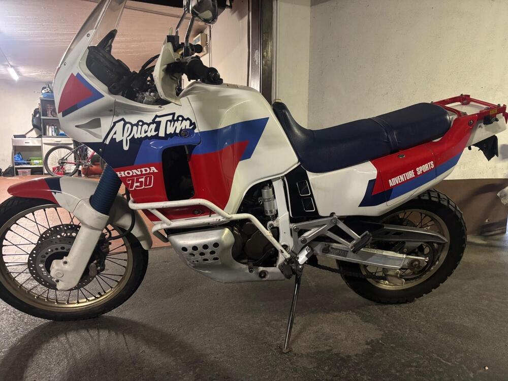 Honda Africa Twin NXR 750 (1990 - 91) (4)