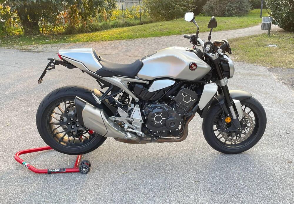 Honda CB 1000 R (2021 - 25)