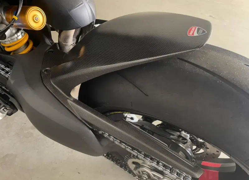 Ducati Streetfighter V4 S (2023 - 24) (14)