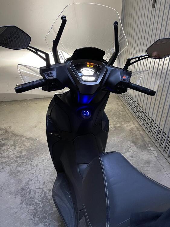 Kymco Agility 350i NN R16 (2023 - 25) (5)