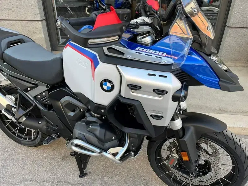 Bmw R 1300 GS Adventure Trophy (2025 - 26) (4)
