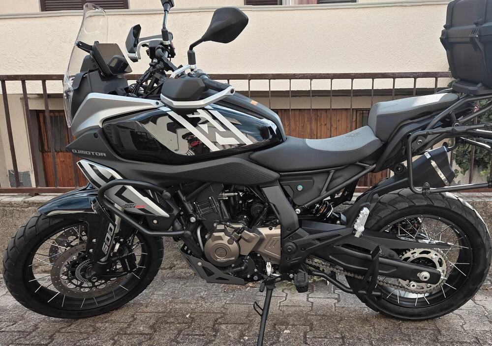 QJ Motor SRT 600 SX (2024 - 25) (4)