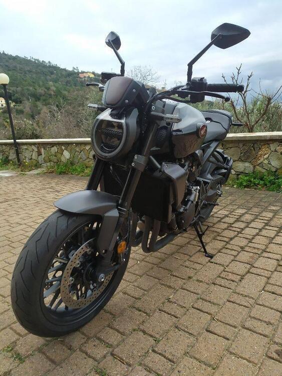 Honda CB 1000 R Black Edition (2021 - 25) (2)