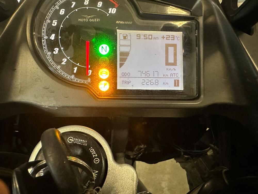 Moto Guzzi Stelvio 1200 NTX (2011 - 16) (4)