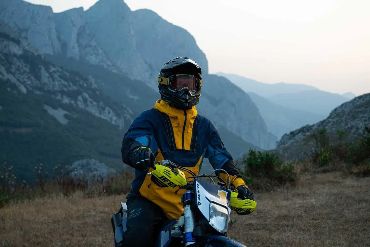 Dirt Series: nuovi capi nella collezione REV’IT! Adventure Off-Road (11)
