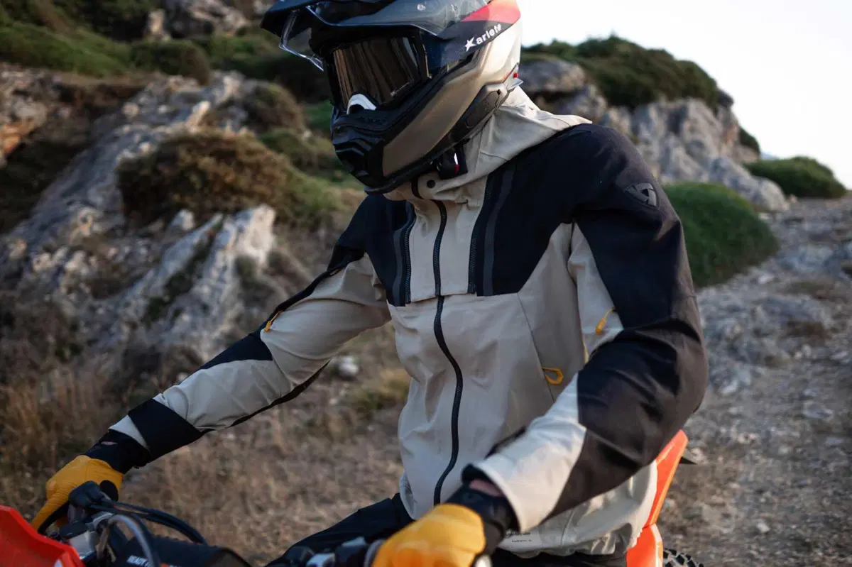Dirt Series: nuovi capi nella collezione REV’IT! Adventure Off-Road (20)