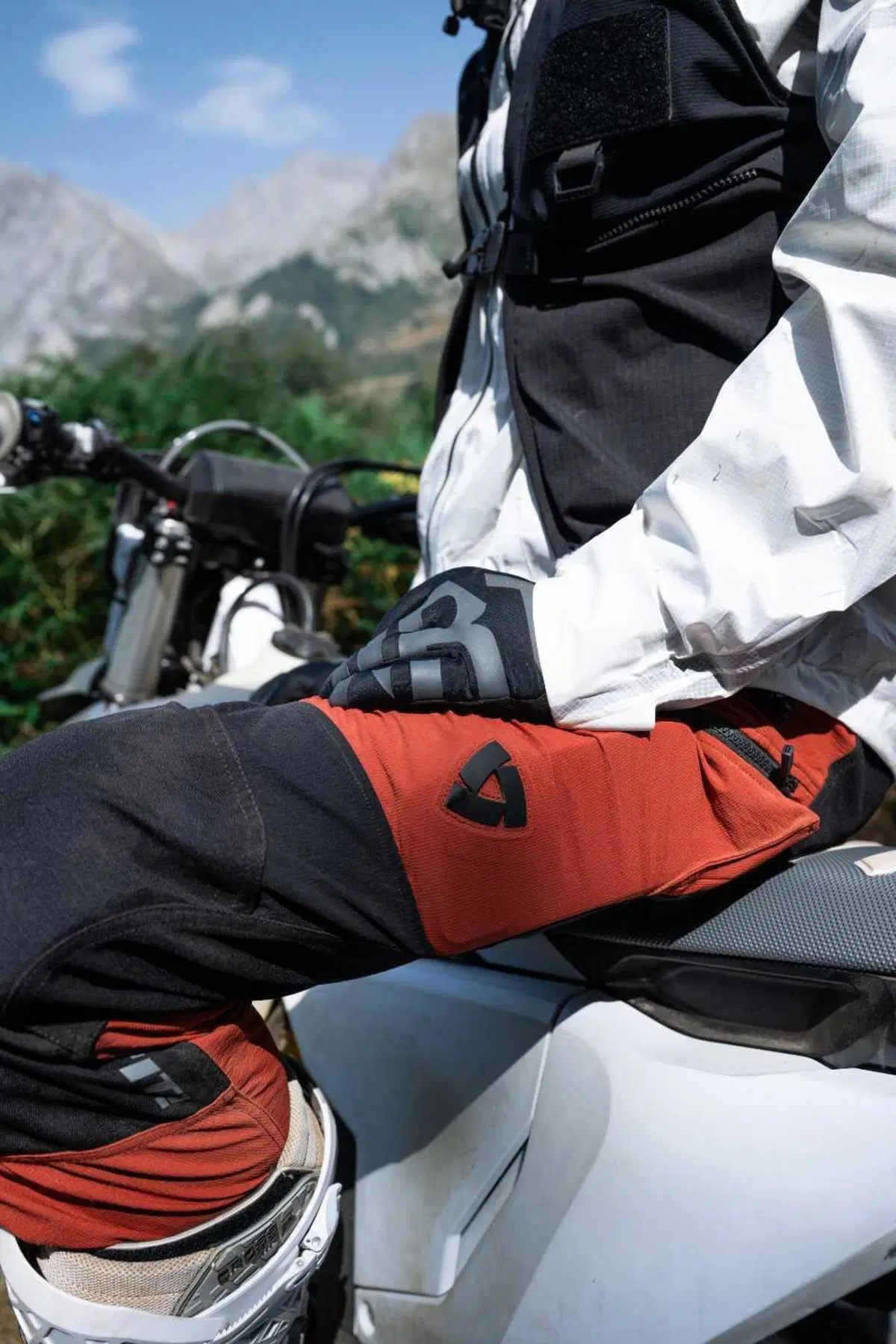 Dirt Series: nuovi capi nella collezione REV’IT! Adventure Off-Road (34)