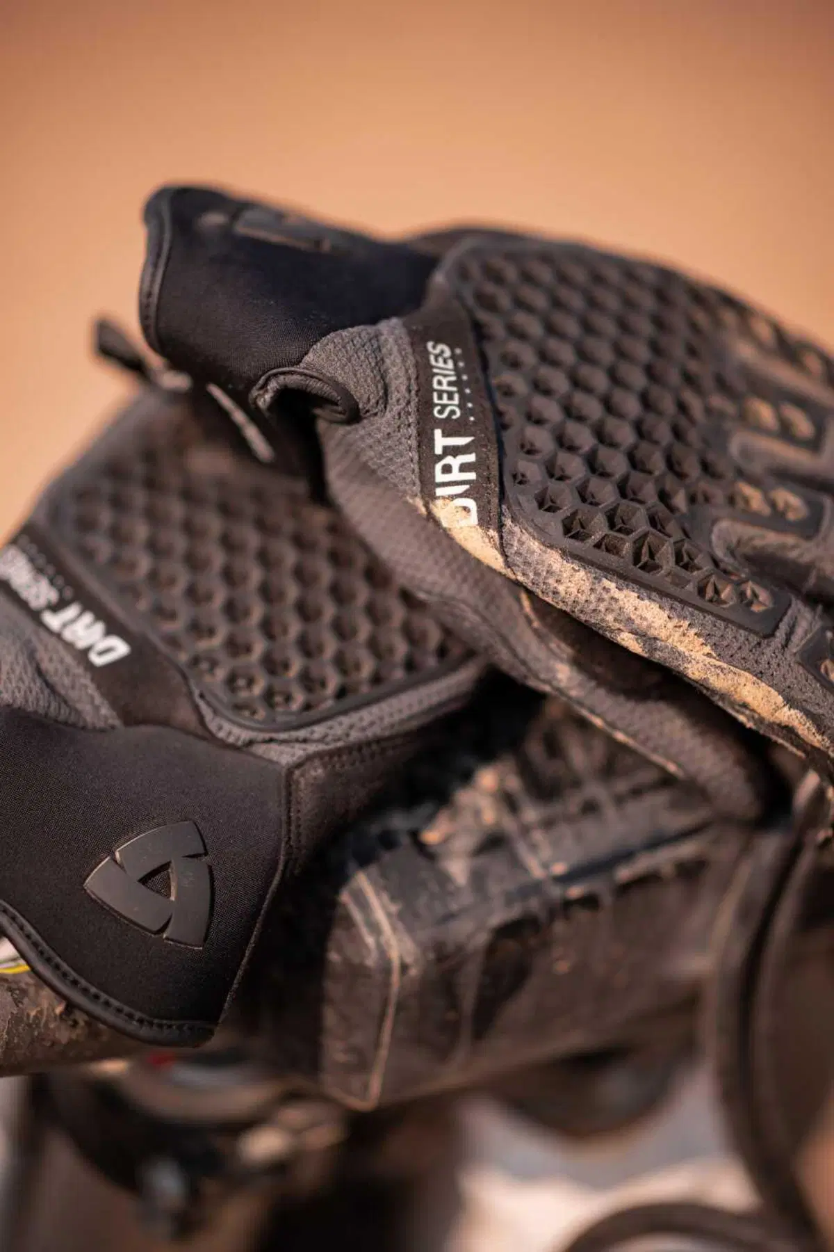 Dirt Series: nuovi capi nella collezione REV’IT! Adventure Off-Road (67)