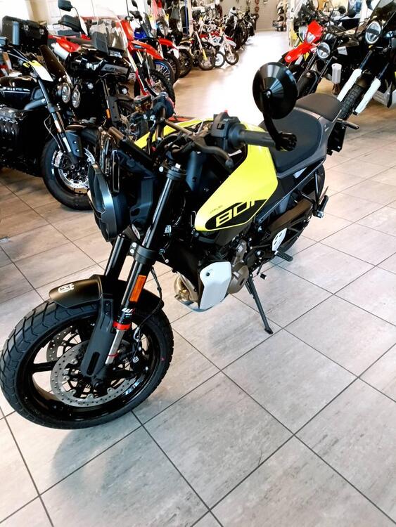 Husqvarna Svartpilen 801 L (2025)