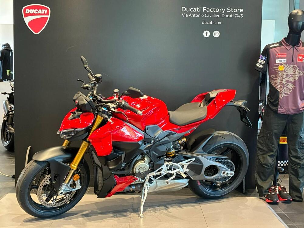 Ducati Streetfighter V4 S (2025) (4)