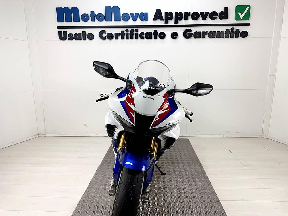 Honda CBR 1000 RR-R Fireblade SP 30th Anniversary (2022 - 23) (2)