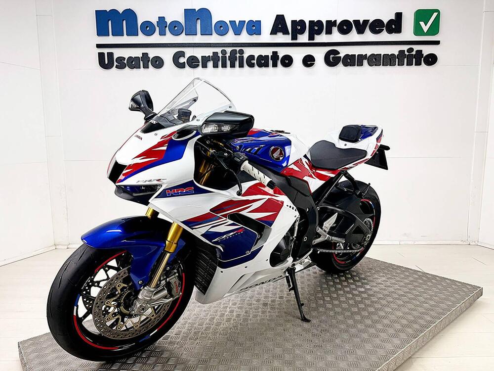 Honda CBR 1000 RR-R Fireblade SP 30th Anniversary (2022 - 23)