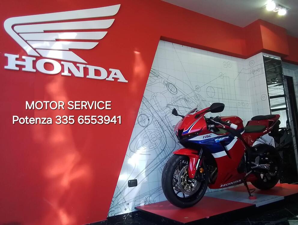 Honda CBR 600 RR (2024 - 25) (4)