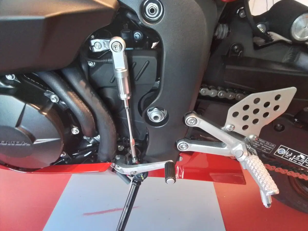 Honda CBR 600 RR (2024 - 26) (11)