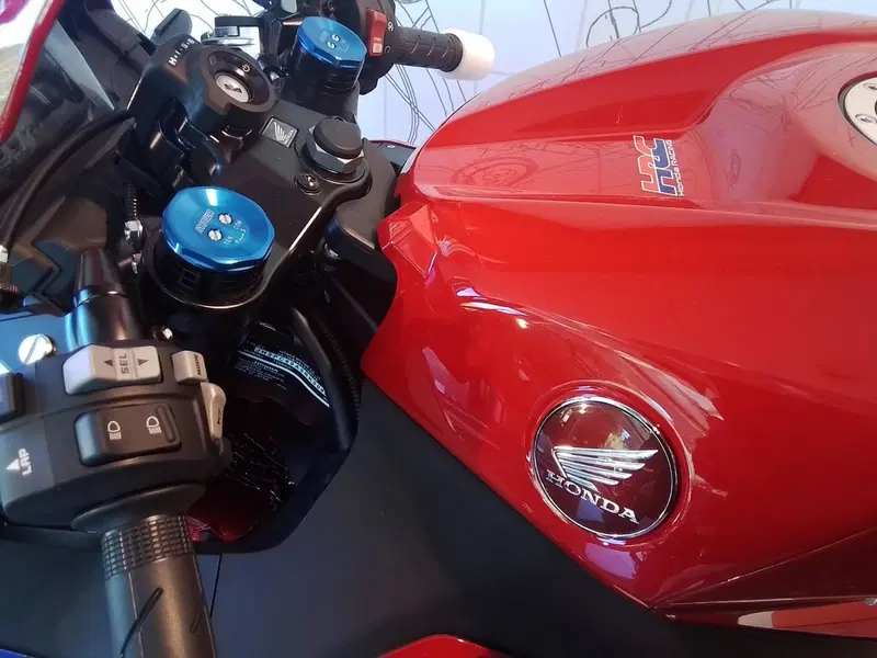 Honda CBR 600 RR (2024 - 26) (14)