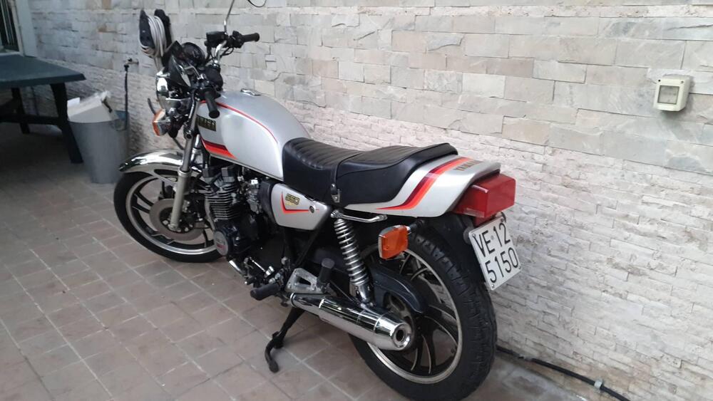 Yamaha XJ 550 ASI (5)