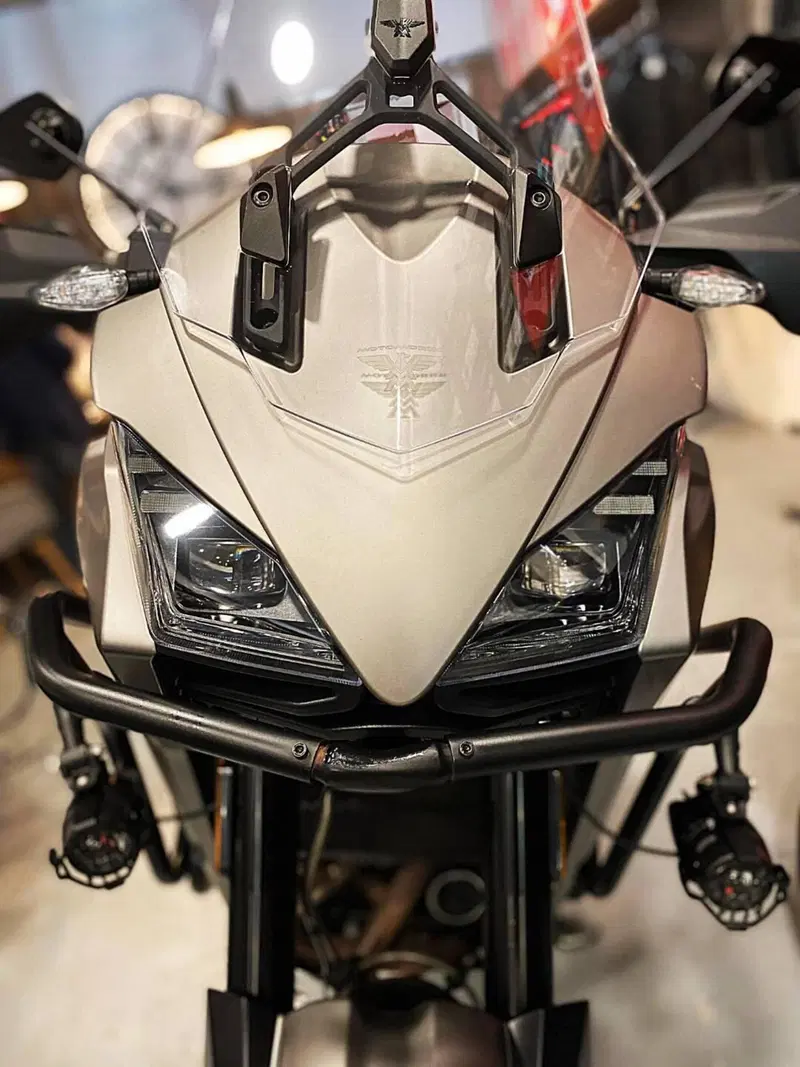 Moto Morini X-Cape 650 (2021 - 26) (3)