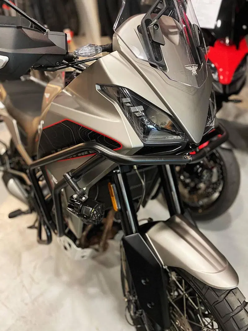 Moto Morini X-Cape 650 (2021 - 26) (4)