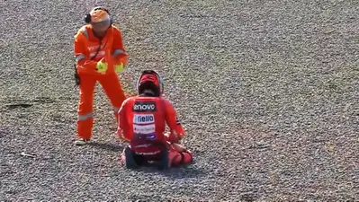 Marc M&aacute;rquez operato con successo alla scapola destra: si allungano i tempi di recupero?
