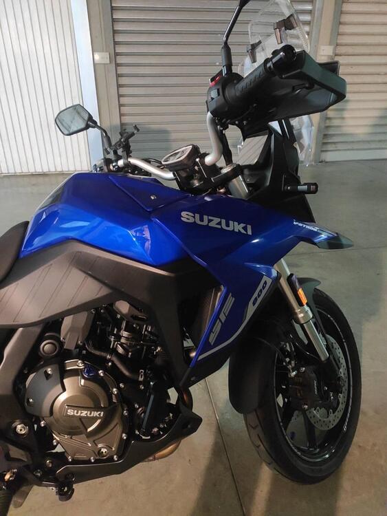Suzuki V-Strom 800SE (2025) (2)