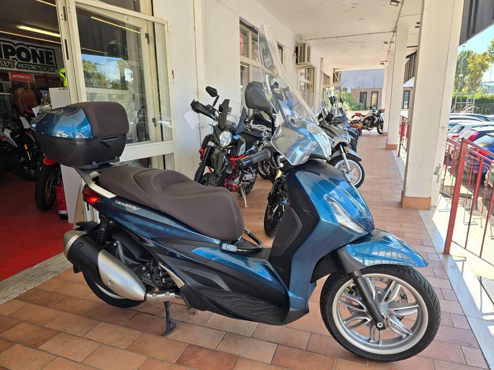 Piaggio Beverly 300 Hpe (2021)