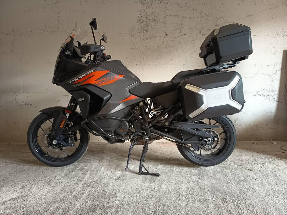 KTM 1290 Super Adventure S (2021) (2)