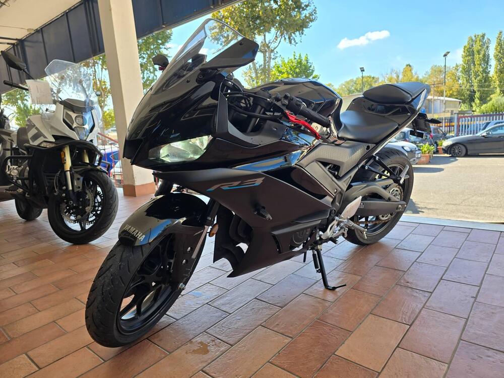 Yamaha YZF R3 (2021 - 24) (2)