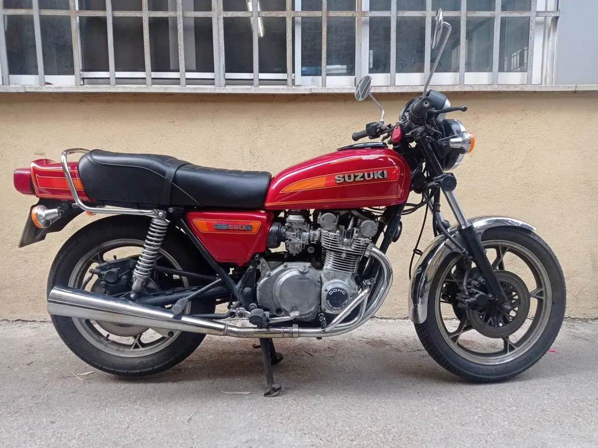 Suzuki GS 550 E (1980 - 97) (2)