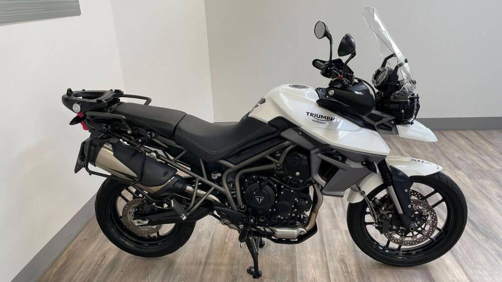 Triumph Tiger 800 XRx (2015 - 17) (2)