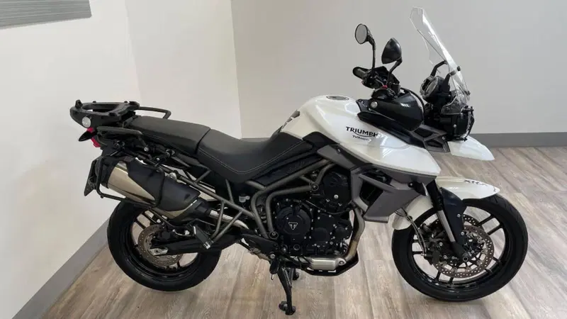 Triumph Tiger 800 XRx (2015 - 17) (2)