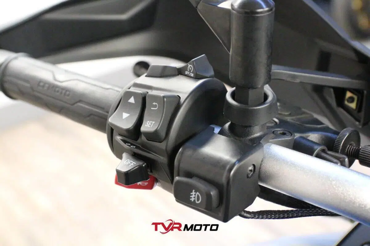 CFMOTO 800MT Touring (2022 - 26) (19)