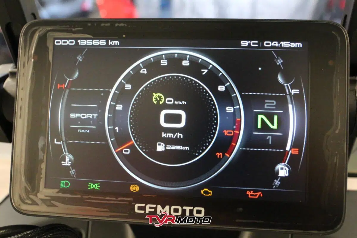 CFMOTO 800MT Touring (2022 - 26) (21)