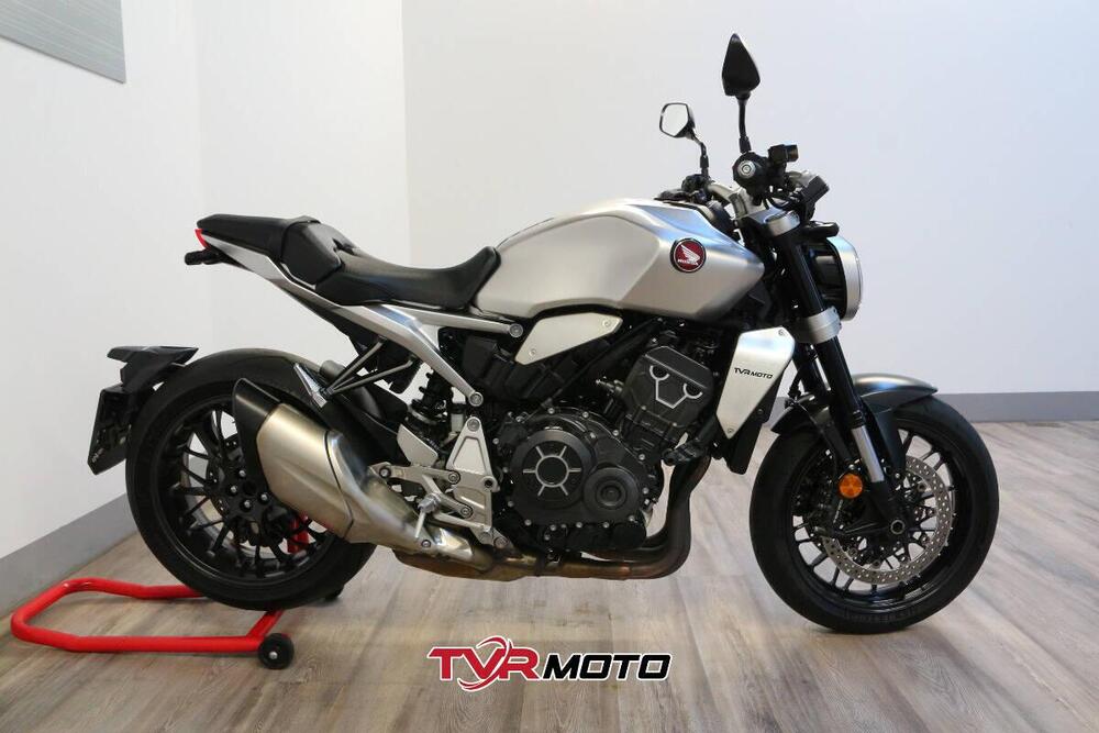 Honda CB 1000 R (2021 - 25) (2)