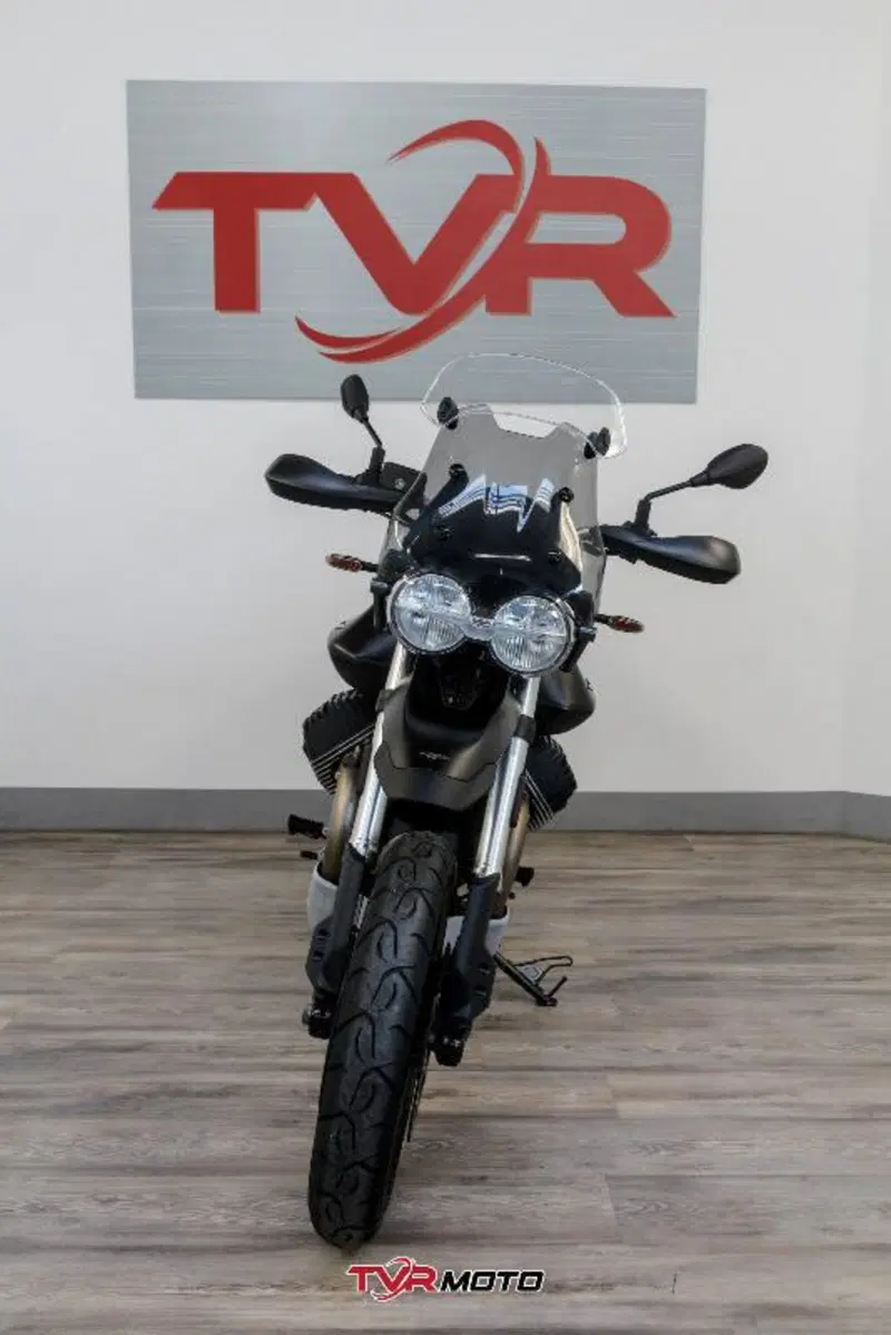 Moto Guzzi V85 TT (2024 - 26) (4)