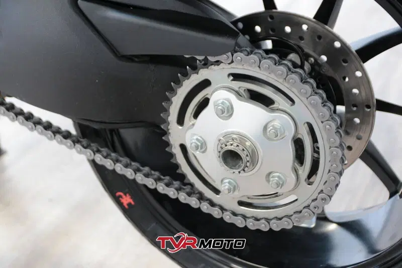 Ducati Hyperstrada 939 (2016 - 18) (9)
