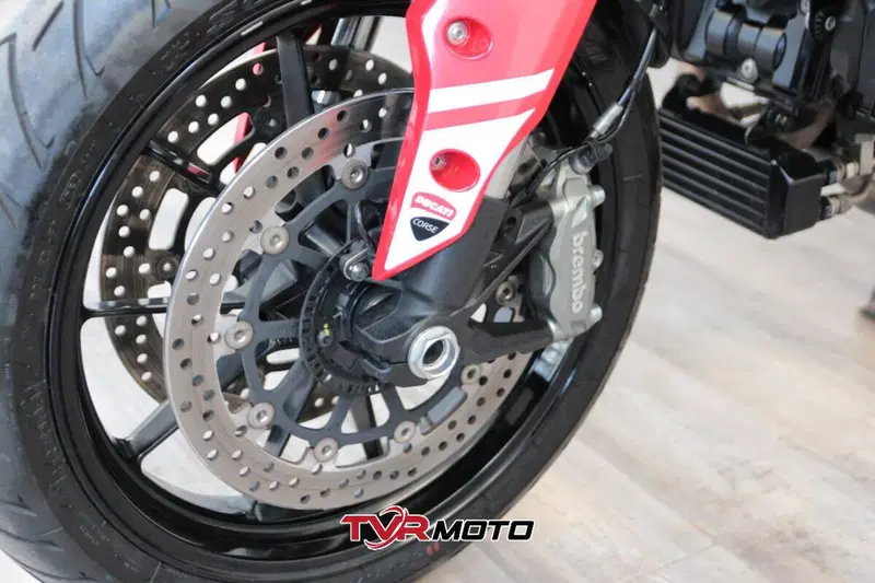 Ducati Hyperstrada 939 (2016 - 18) (7)