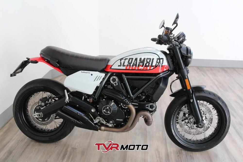 Ducati Scrambler 800 Urban Motard (2022) (2)