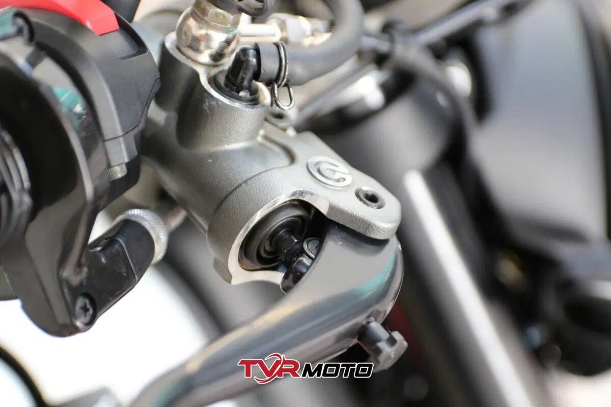 Ducati Scrambler 800 Urban Motard (2022) (15)