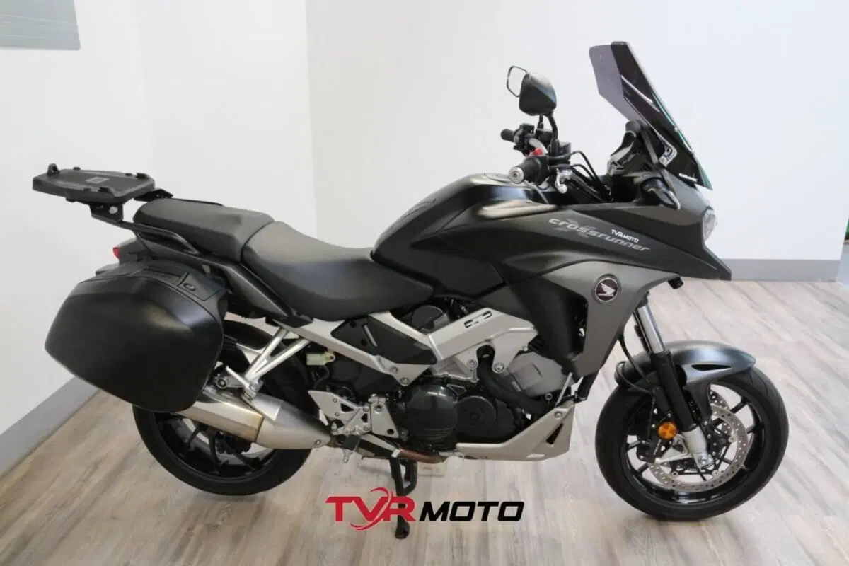 Honda Crossrunner ABS (2015 - 16) (2)