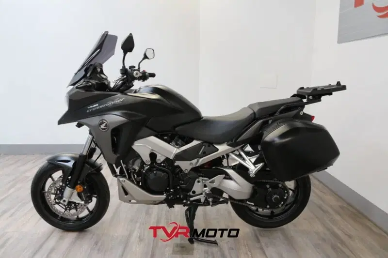 Honda Crossrunner ABS (2015 - 16) (6)