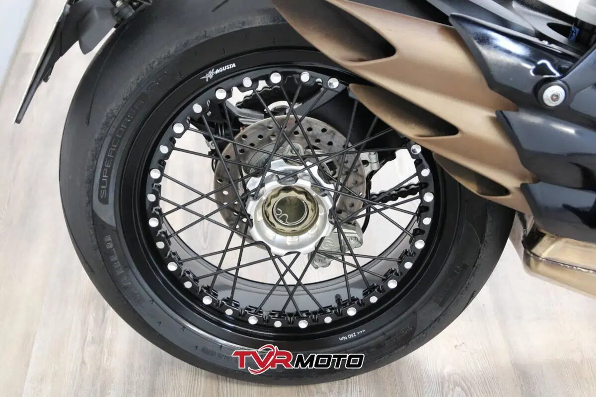 MV Agusta Dragster 800 RR (2021 - 23) (15)