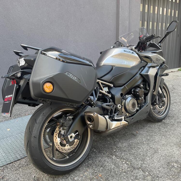 Suzuki GSX-S1000GT (2025) (3)