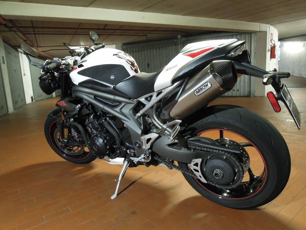 Triumph Speed Triple 1050 RS (2018 - 20) (2)