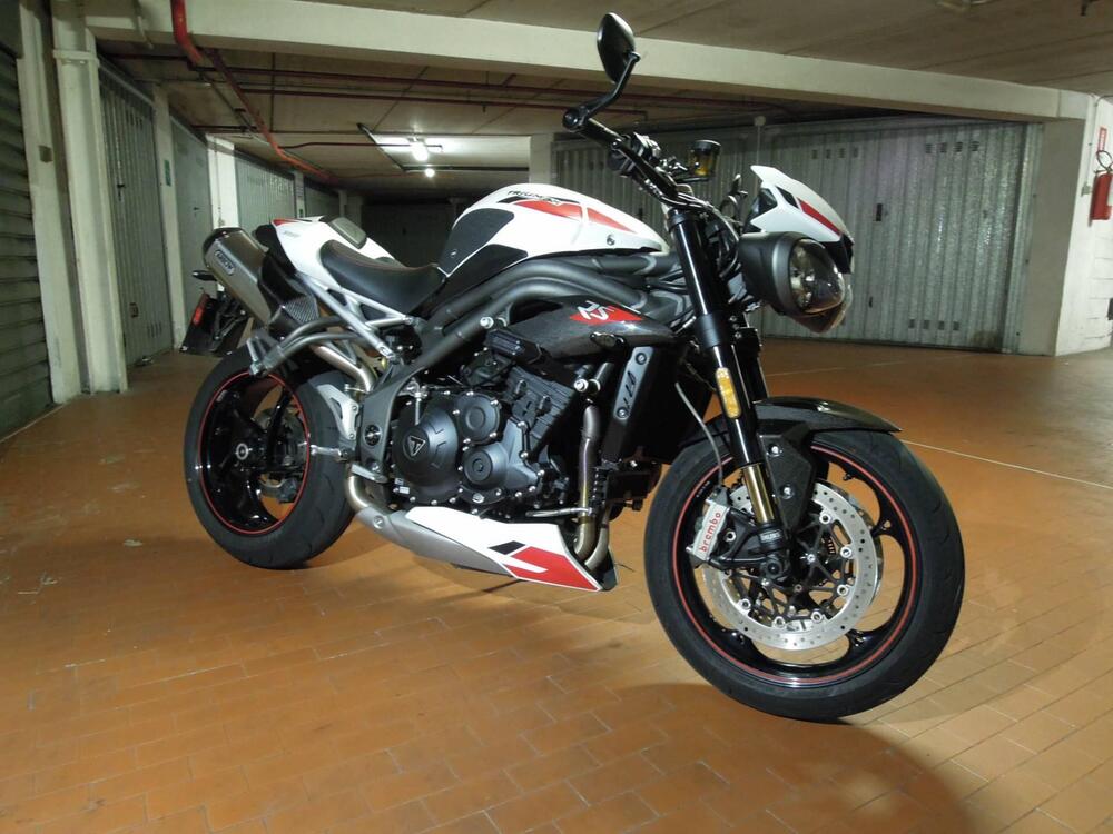 Triumph Speed Triple 1050 RS (2018 - 20) (3)