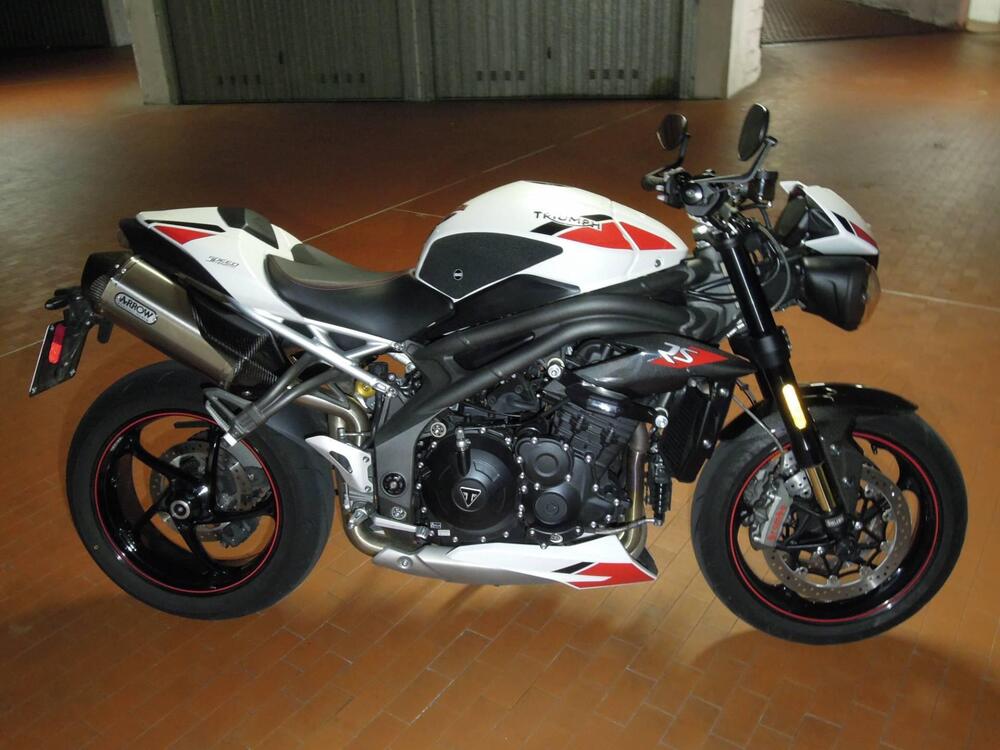 Triumph Speed Triple 1050 RS (2018 - 20) (4)