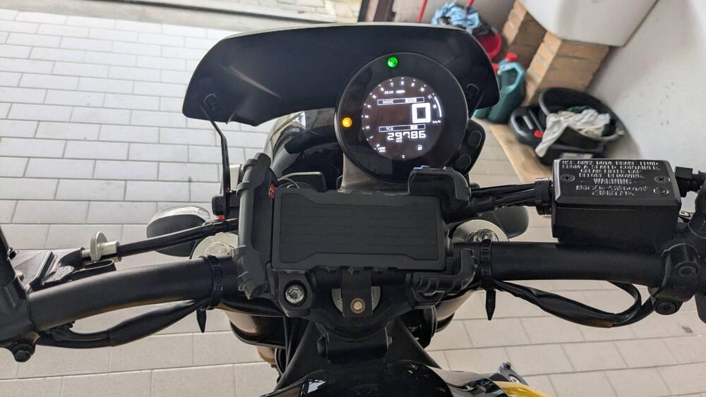 Yamaha XSR 900 ABS 60th Anniversary (2016 - 18) (4)