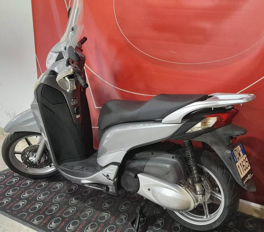 Honda SH 300 i (2011 - 14) (4)