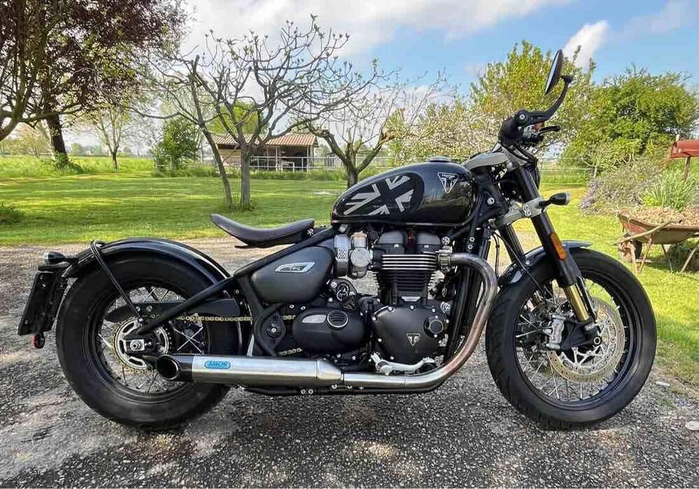 Triumph Bonneville Bobber 1200 TFC (2020) (2)